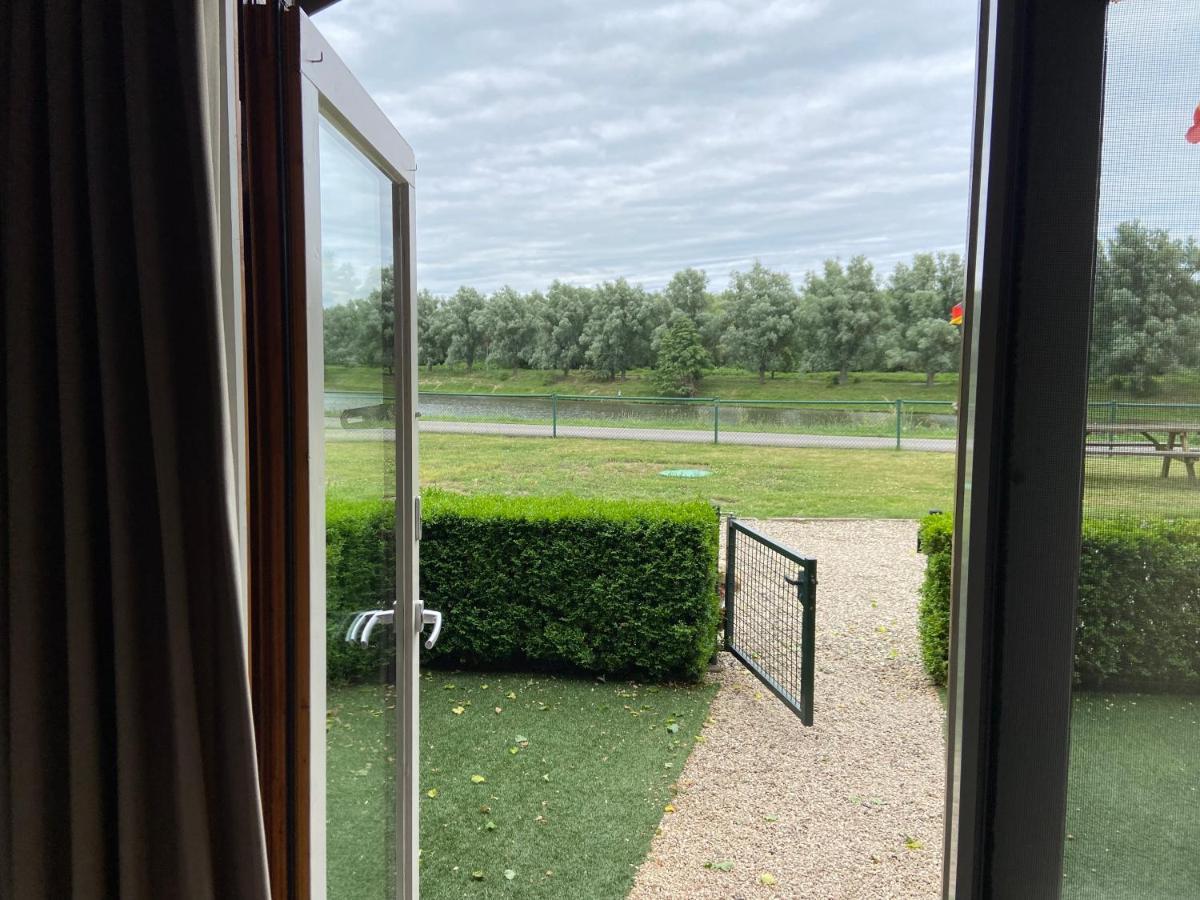 Chalet Eau Vive Maaseik Zewnętrze zdjęcie